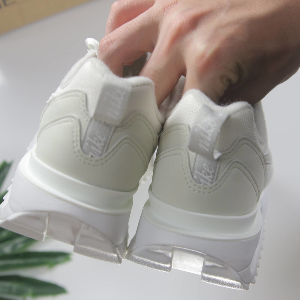 Nike Air Max Dawn White Cream Women's Sneakers Dm8261 001 - Picture 6 of 8